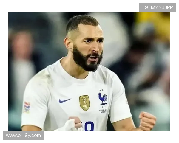 当代足球敏捷中锋代表人物分析与技术特点解析